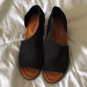 Lucky brand woman’s size 9M black leather suede bootie parnesa perforated boot